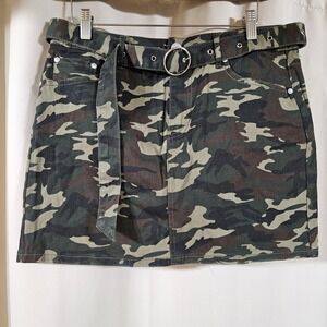Almost Famous Camo Mini Skirt with D-Ring Belt Y2K Military Style Size Large